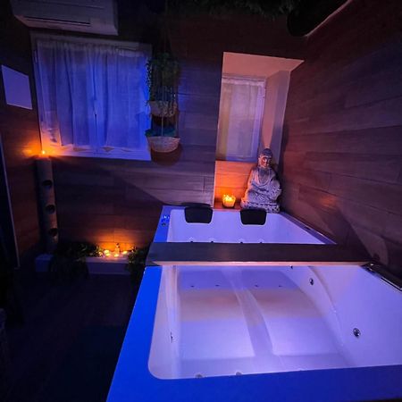 Apartmán Le Balneo Jacuzzi Vieil Antibes Safranier Exteriér fotografie