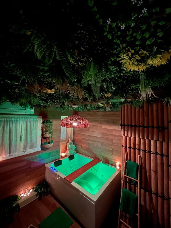 Apartmán Le Balneo Jacuzzi Vieil Antibes Safranier Exteriér fotografie