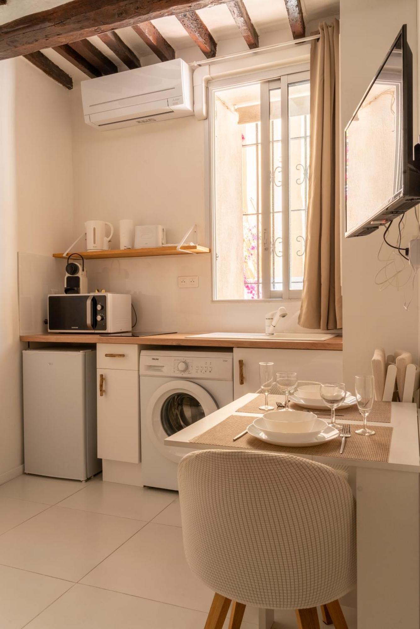 Apartmán Le Balneo Jacuzzi Vieil Antibes Safranier Exteriér fotografie